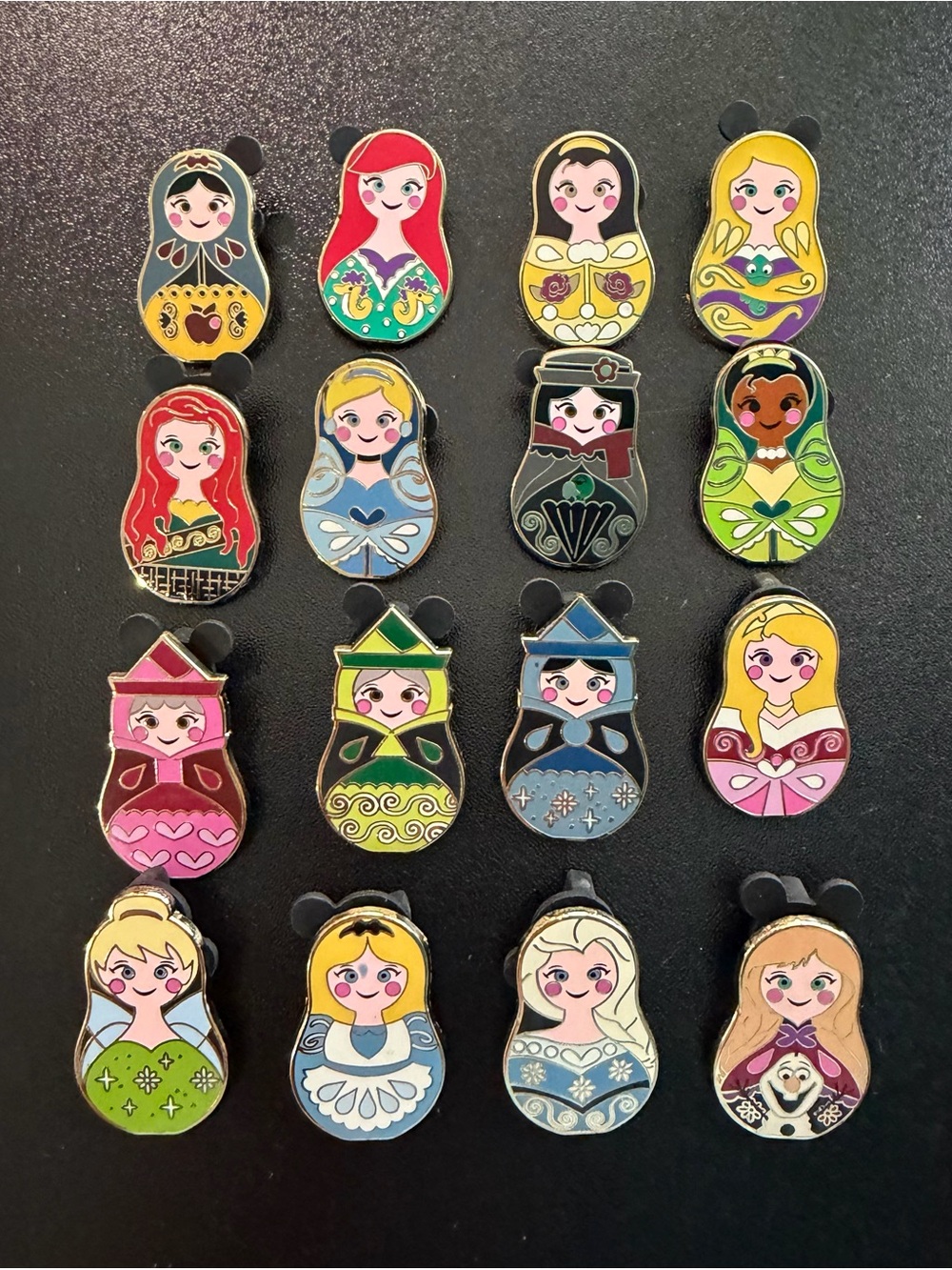 16 Disney Mini Nesting Dolls Pin Pack